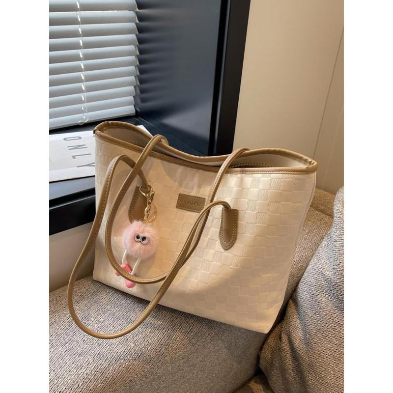 Fashion Plaid Pattern Handbag with Cute Pendant Large Capacity Shoulder Bag Suitable for Daily Use Casual Trendy Versatile High-Quality Daily Commute Bag